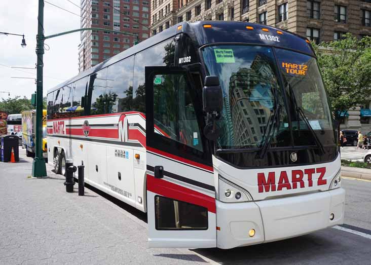 Martz MCI J4500 M1302